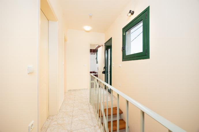 First floor . - Villa Yvonne . (Photo Gallery) }}