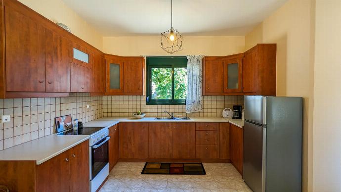  . - Villa Phoebe . (Photo Gallery) }}