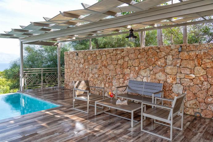  . - Villa Melanthi . (Photo Gallery) }}