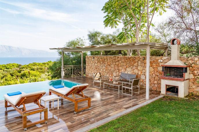  . - Villa Melanthi . (Photo Gallery) }}