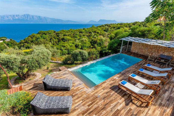  . - Villa Melanthi . (Photo Gallery) }}