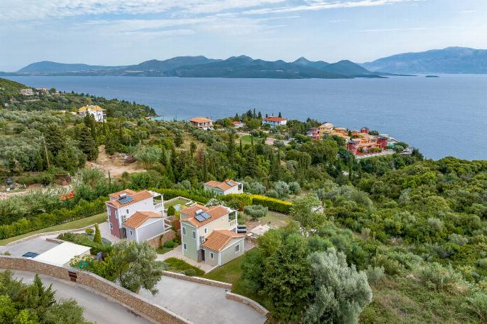  . - Villa Melanthi . (Photo Gallery) }}