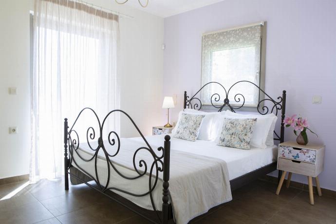 . - Villa Melanthi . (Photo Gallery) }}