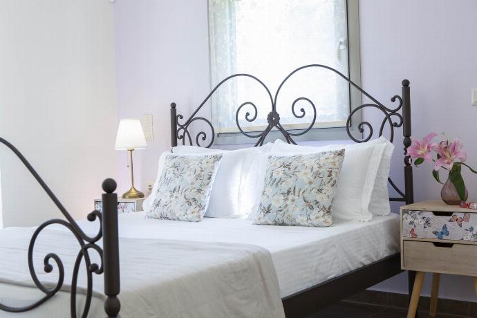 . - Villa Melanthi . (Photo Gallery) }}