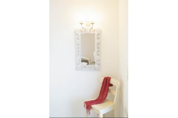  . - Villa Melanthi . (Photo Gallery) }}
