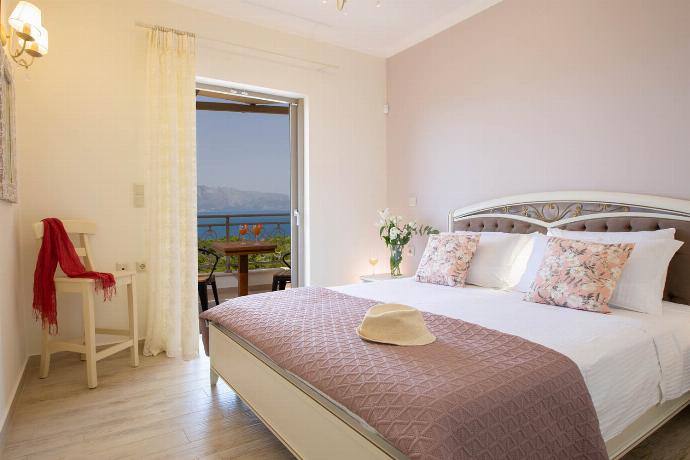  . - Villa Melanthi . (Photo Gallery) }}