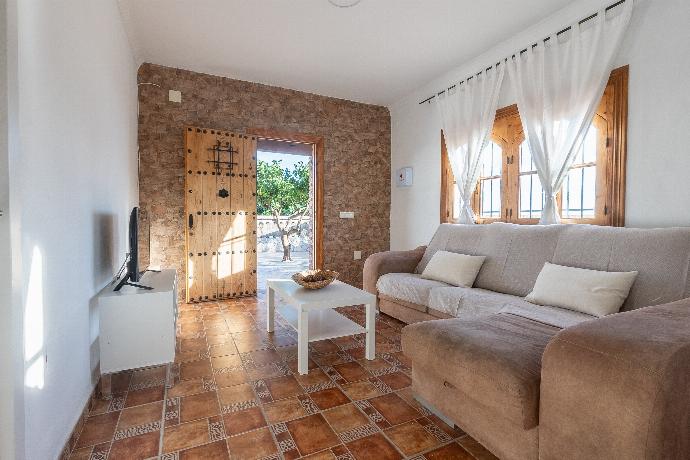  . - Villa Capricho del Sol  . (Photo Gallery) }}