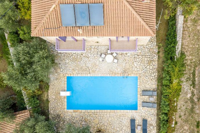  . - Villa Carolina . (Photo Gallery) }}