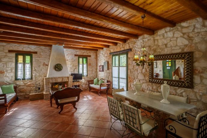 . - Villa Faidra . (Photo Gallery) }}