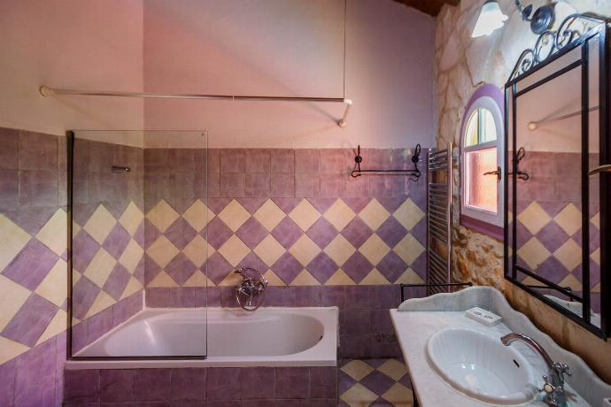  . - Villa Faidra . (Photo Gallery) }}
