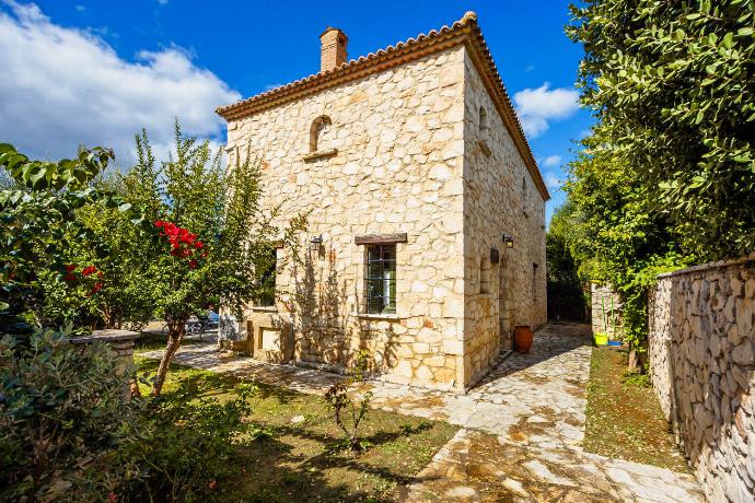  . - Villa Faidra . (Photo Gallery) }}