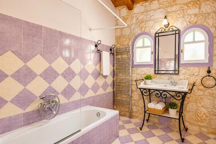 Villa Faidra