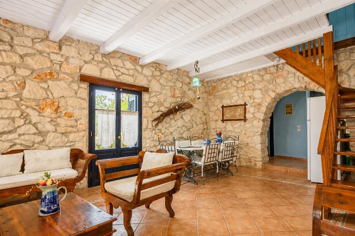  . - Villa Demetra . (Photo Gallery) }}