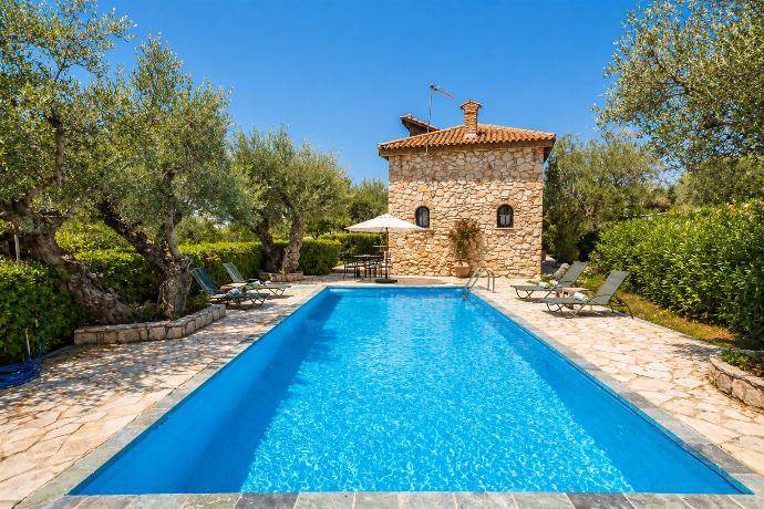 . - Villa Demetra . (Photo Gallery) }}