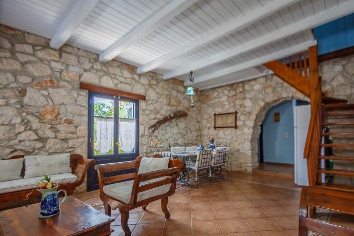  . - Villa Demetra . (Photo Gallery) }}