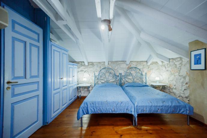  . - Villa Demetra . (Photo Gallery) }}