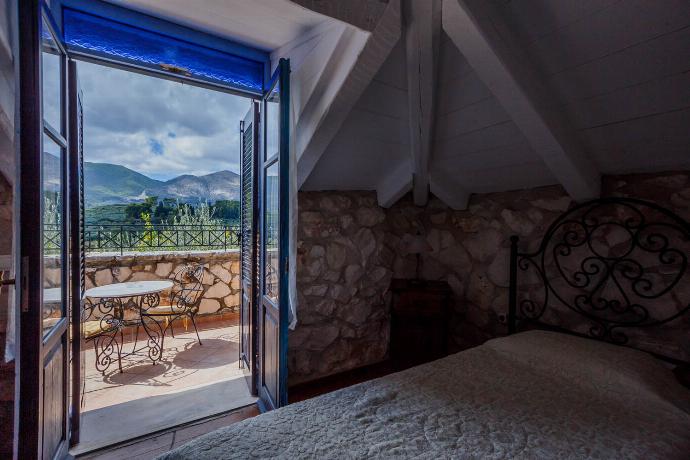  . - Villa Demetra . (Photo Gallery) }}