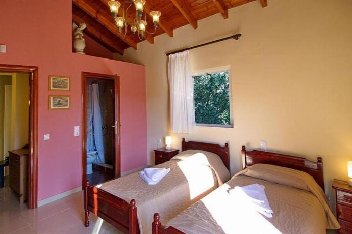Villa Aliona