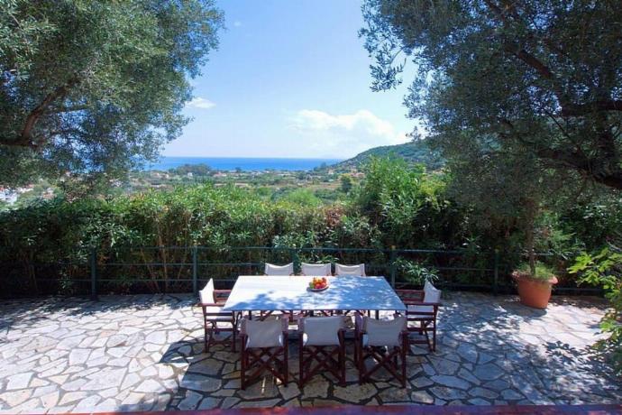 Villa Aliona