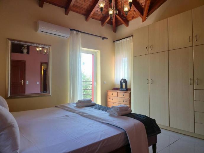 Villa Aliona