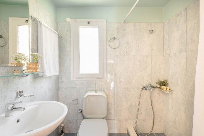  . - Villa Aliona . (Photo Gallery) }}