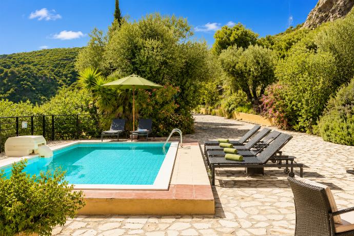 Villa Aliona