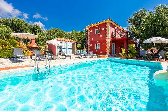 Villa Aliona