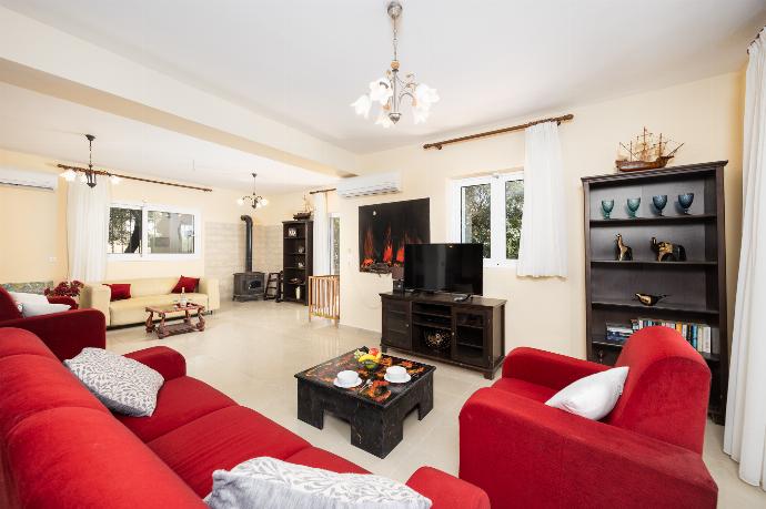 Villa Aliona