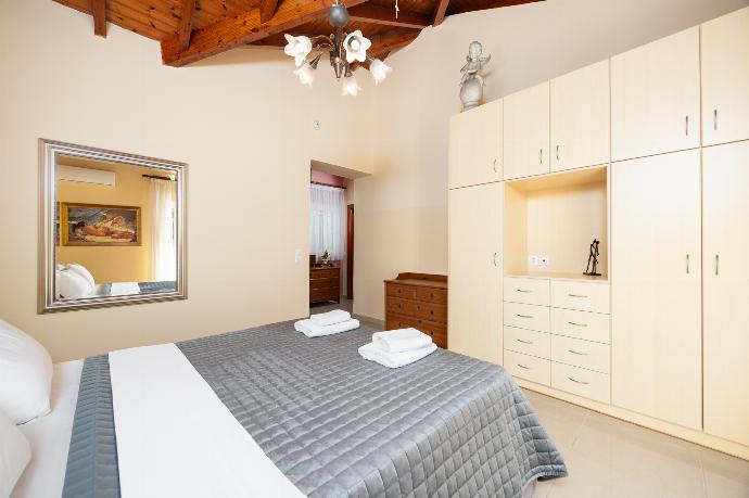Villa Aliona