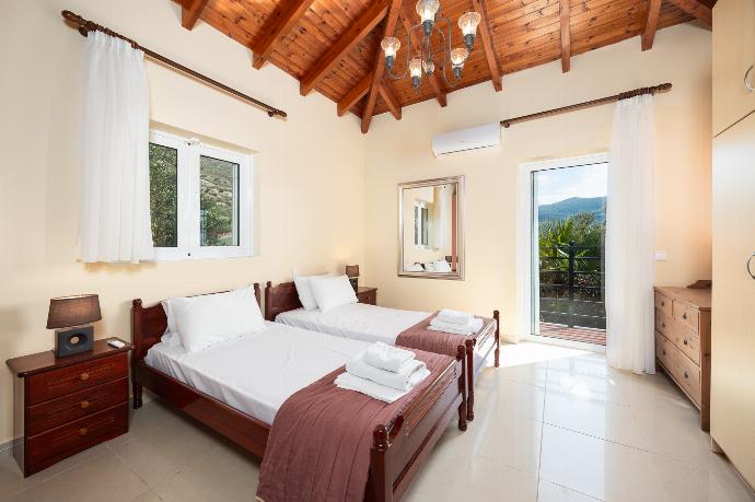 Villa Aliona