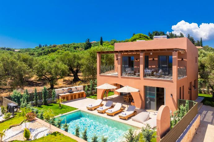 Beautiful villa with private pool and terrace . - Villa Analidia Experience . (Fotogalerie) }}