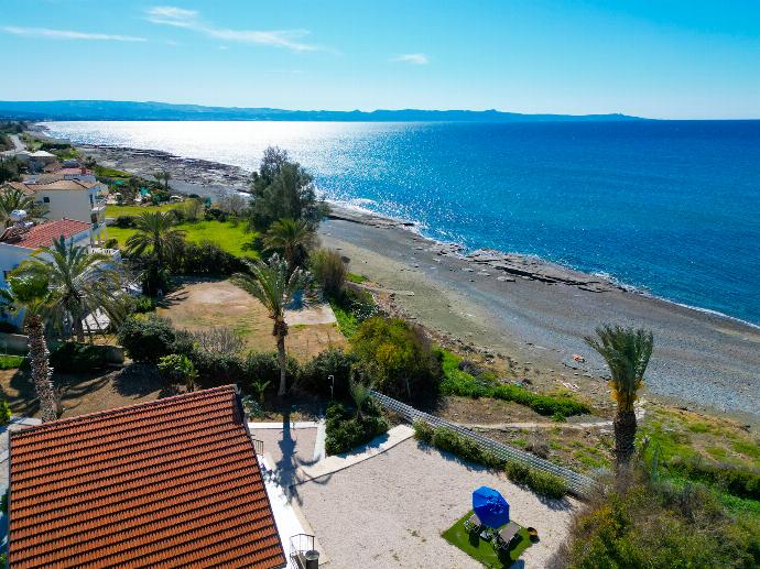  . - Villa Kochili . (Γκαλερί Φωτογραφιών) }}