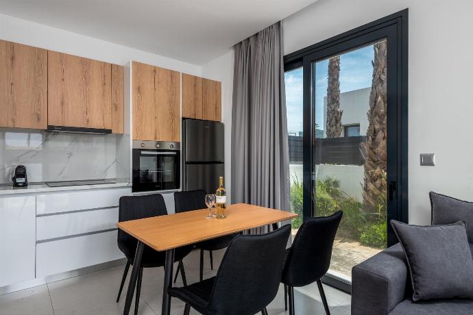  . - Villa Salty Sun 5 . (Photo Gallery) }}