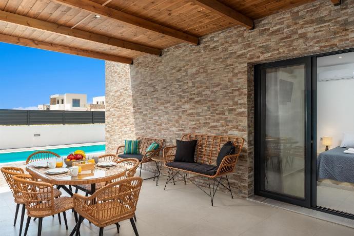  . - Villa Salty Sun 5 . (Photo Gallery) }}