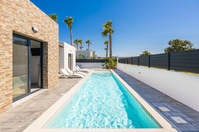 Beautiful villa with private pool and terrace . - Villa Salty Sun 5 . (Galerie de photos) }}