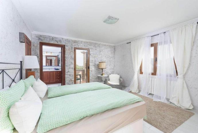  . - Villa Alejandra . (Photo Gallery) }}