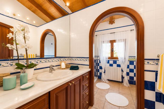  . - Villa Alejandra . (Photo Gallery) }}