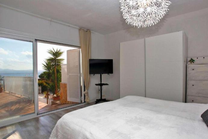  . - Villa Maria . (Photo Gallery) }}