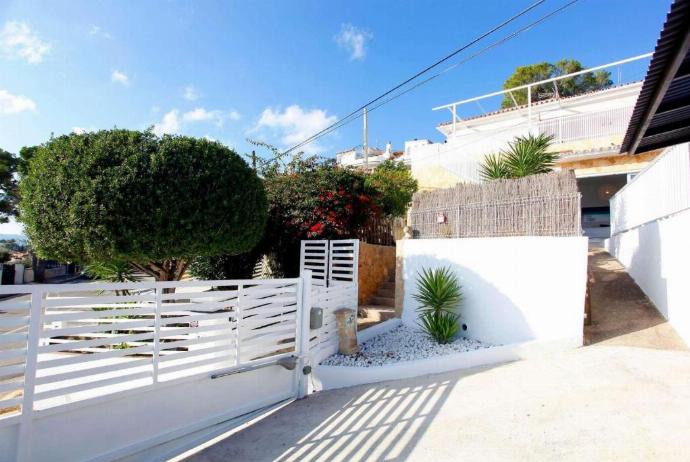  . - Villa Maria . (Photo Gallery) }}