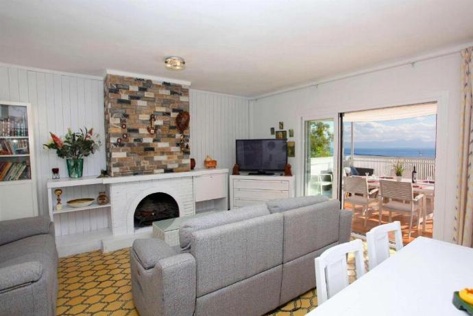  . - Villa Maria . (Photo Gallery) }}