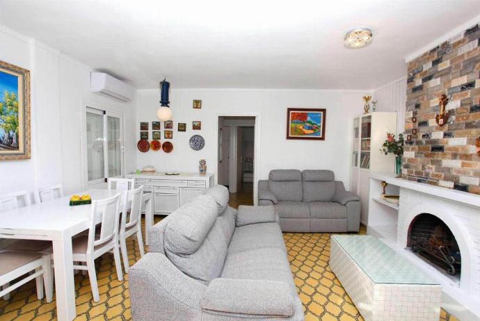  . - Villa Maria de Bonaire . (Photo Gallery) }}