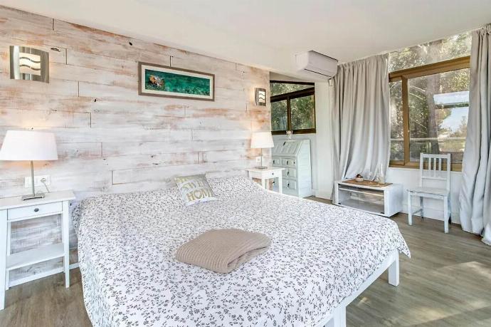  . - Villa Gabriela . (Photo Gallery) }}