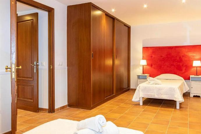  . - Villa Gabriela . (Photo Gallery) }}