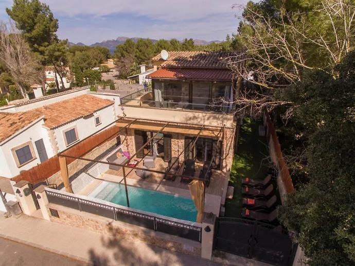  . - Villa Gabriela . (Photo Gallery) }}