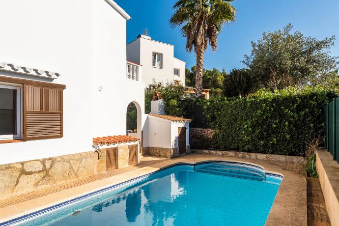  . - Villa Ponent . (Photo Gallery) }}