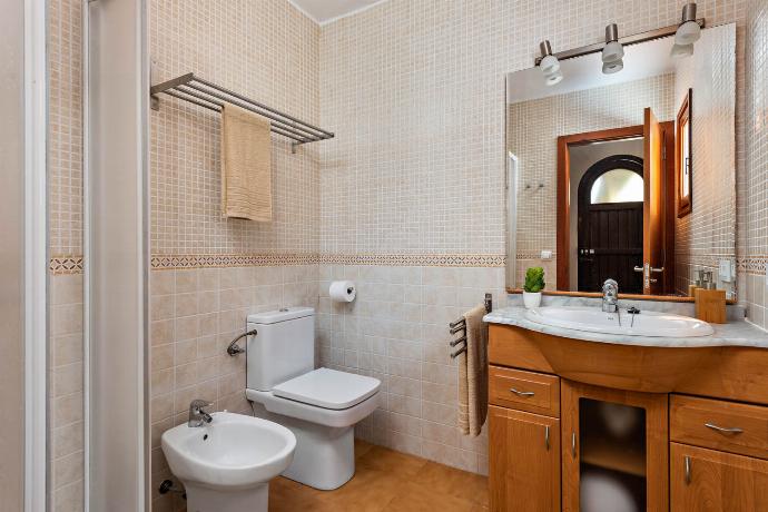  . - Villa Ponent . (Photo Gallery) }}