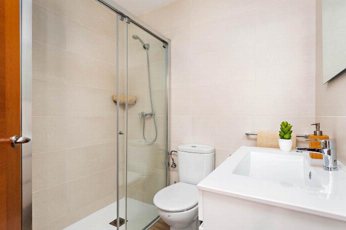  . - Villa Ponent . (Photo Gallery) }}