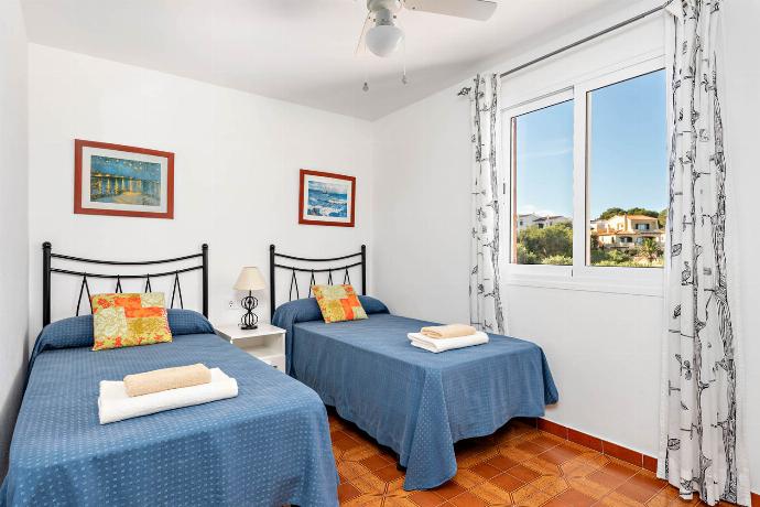  . - Villa Ponent . (Photo Gallery) }}