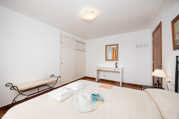 Double bedroom with A/C . - Villa Ponent . (Photo Gallery) }}