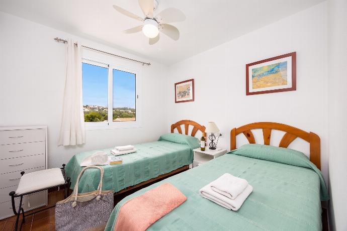 Twin bedroom with A/C . - Villa Ponent . (Photo Gallery) }}